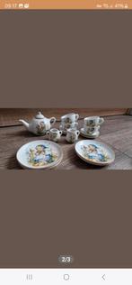 Kinderserviesje van Hummel, Antiek en Kunst, Antiek | Servies compleet, Ophalen of Verzenden