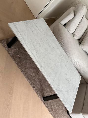 Marmeren salontafel 120x70 beschikbaar voor biedingen