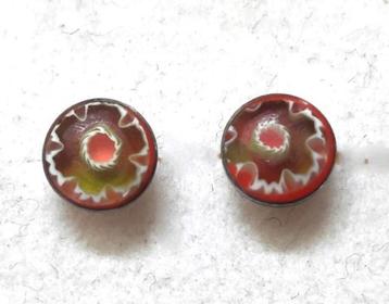 Leuke kleine vintage oorbellen (6917) beschikbaar voor biedingen