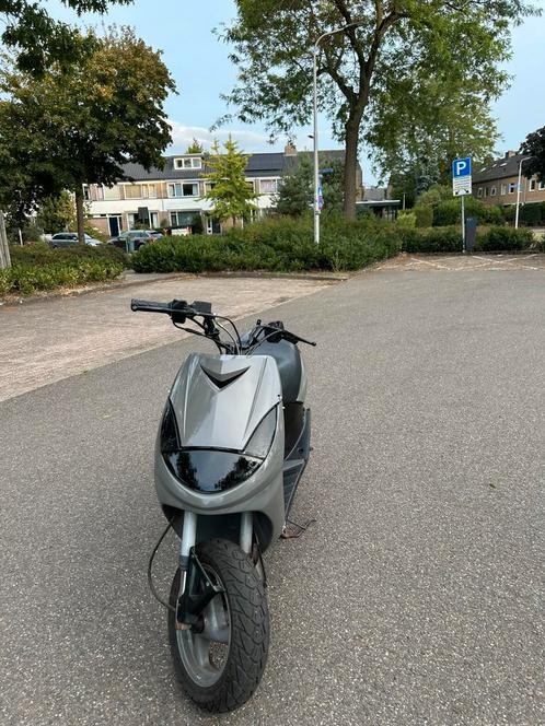Vivacity 50cc 2 takt, Fietsen en Brommers, Scooters | Peugeot, Ophalen