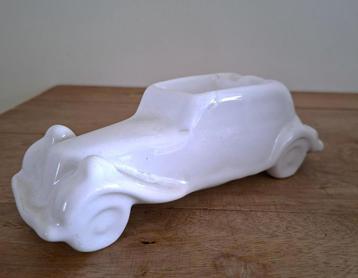 vintage beeldje asbak keramiek model Citroën Traction Avant beschikbaar voor biedingen