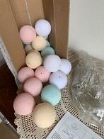 Cotton balls Pastel kleur verlichting katoenen ballen binnen, Ophalen of Verzenden, Zo goed als nieuw