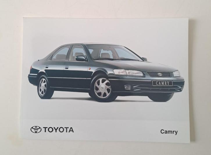 Toyota Camry - PERSFOTO --, Boeken, Auto's | Folders en Tijdschriften, Nieuw, Toyota, Ophalen of Verzenden