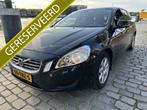 Volvo V60 1.6 T3 Kinetic airco/ecc apk keurige auto, Voorwielaandrijving, Zwart, 4 cilinders, 150 pk