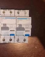 div aardlek automaten  en gewonen automaten, Hobby en Vrije tijd, Elektronica-componenten, Ophalen of Verzenden, Zo goed als nieuw