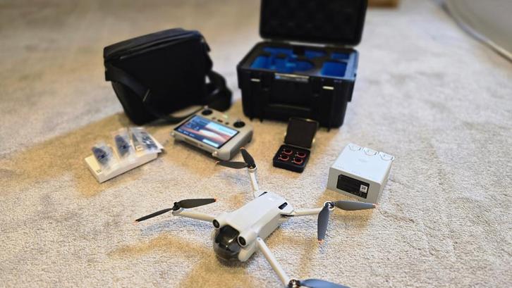 Zeer nette en complete DJI Mini 3 Pro Fly more, Audio, Tv en Foto, Drones, Zo goed als nieuw, Drone met camera, Ophalen of Verzenden