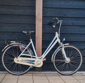 Te-koop aangeboden Batavus Fuego ltd 28 dames n7 kleur wit

 beschikbaar voor biedingen