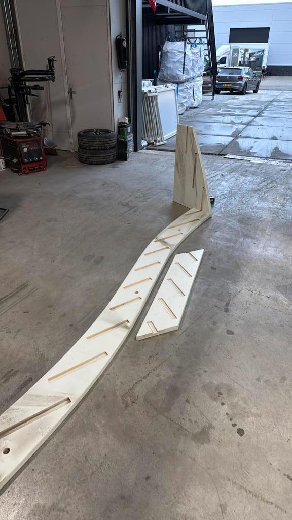 Halfslag trap 2850 hoog open, Doe-het-zelf en Verbouw, Ladders en Trappen, Zo goed als nieuw, 2 tot 4 meter, Ophalen of Verzenden