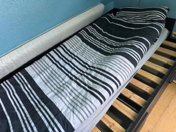 1 of 2 persoonsbed (onderschuif), Brimnes serie van Ikea
