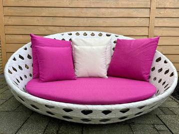 B&B Italia Outdoor Canasta Patricia Urquiola draaibare sofa beschikbaar voor biedingen