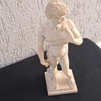 ANTIEKE STANDBEELD, Ophalen