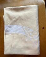 Zachtgeel/wit tafelkleed, Huis en Inrichting, Keuken | Textiel, Ophalen of Verzenden, Zo goed als nieuw, Geel, Tafelkleed of Tafelzeil