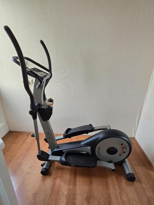 Focus fox 5 crosstrainer, Sport en Fitness, Fitnessapparatuur, Zo goed als nieuw, Crosstrainer, Ophalen