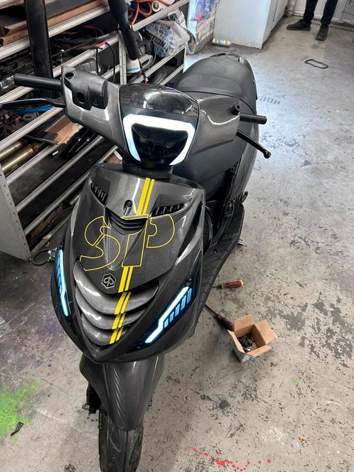 Piaggio zip 80cc, Fietsen en Brommers, Scooters | Piaggio, Gebruikt, Zip, Ophalen