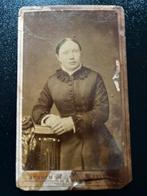Oude fotoprent dame door H.A. Mens, Verzenden, Gebruikt, Overige onderwerpen, Prent