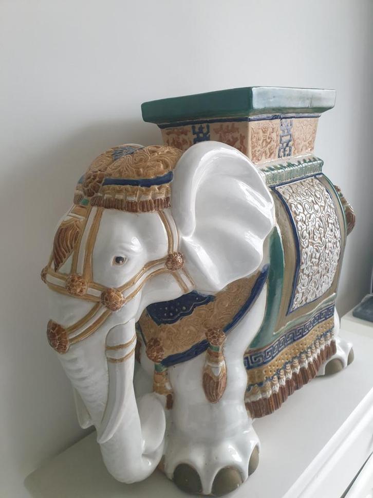 Grote Keramische Hollywood Regency Olifant, Huis en Inrichting, Woonaccessoires | Zuilen en Pilaren, Zo goed als nieuw, Ophalen
