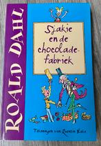 Roald Dahl - Sjakie en de chocoladefabriek softcover, Ophalen of Verzenden, Gelezen, Roald Dahl