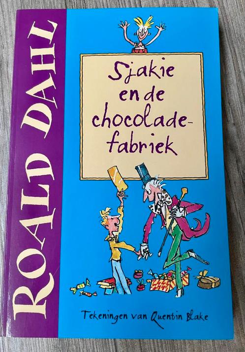 Roald Dahl - Sjakie en de chocoladefabriek softcover, Boeken, Kinderboeken | Jeugd | onder 10 jaar, Gelezen, Ophalen of Verzenden