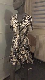 Mooie jurk van Ned, Kleding | Dames, Jurken, Verzenden, Zwart, Ned, Knielengte