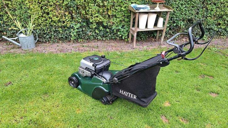 Hayter harrier 41 benzine walsmaaier., Tuin en Terras, Grasmaaiers, Zo goed als nieuw, Benzine-grasmaaier, 40 t/m 49 cm, Cirkelmaaier