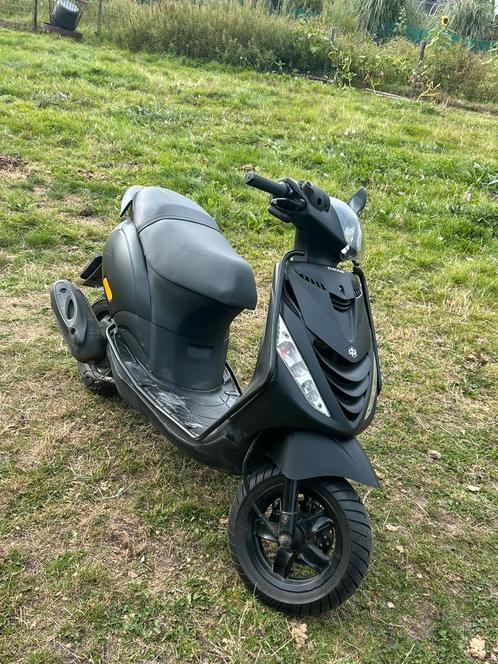 Zip 4t 50cc, Fietsen en Brommers, Scooters | Piaggio, Zo goed als nieuw, Zip, Ophalen