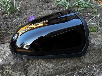 Duo Seat Kapje NineT en Spatbord, Kentekenhouder beschikbaar voor biedingen