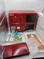Nintendo DSi XL super mario bros 25th anniversary editie CIB, Spelcomputers en Games, Games | Nintendo DS, Avontuur en Actie, .