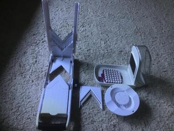 OXO Mandoline Snijder opbrengst giro 555 beschikbaar voor biedingen