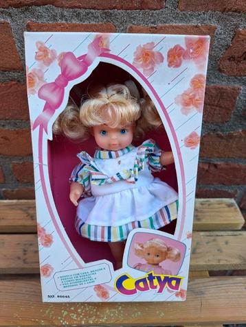 Catya pop poppetje vintage retro jaren '80 in doosje beschikbaar voor biedingen