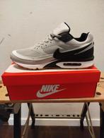 Nike Air Classic maat 45, Overige kleuren, Nike, Nieuw, Ophalen of Verzenden