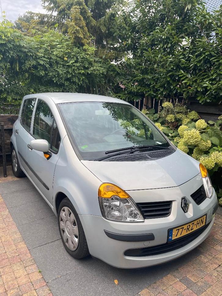 Renault Modus 1.6 16V E4 AUT 2005 Grijs, Auto's, Renault, Particulier, Modus, Airbags, Airconditioning, Centrale vergrendeling
