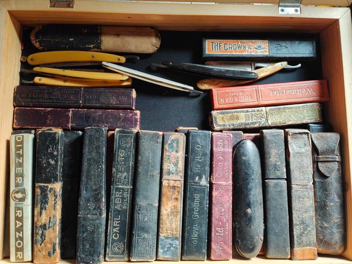 Een partij van antieke open scheermessen, Verzamelen, Complete verzamelingen en Collecties, Ophalen of Verzenden