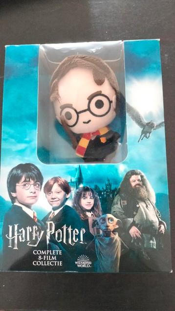 Complete 8-film collectie Harry Potter, inclusief knuffeltje beschikbaar voor biedingen