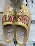 Authentieke houten klompen - Maat 48 nieuw, Kleding | Dames, Schoenen, Ophalen of Verzenden, Zo goed als nieuw, Geel, Overige typen