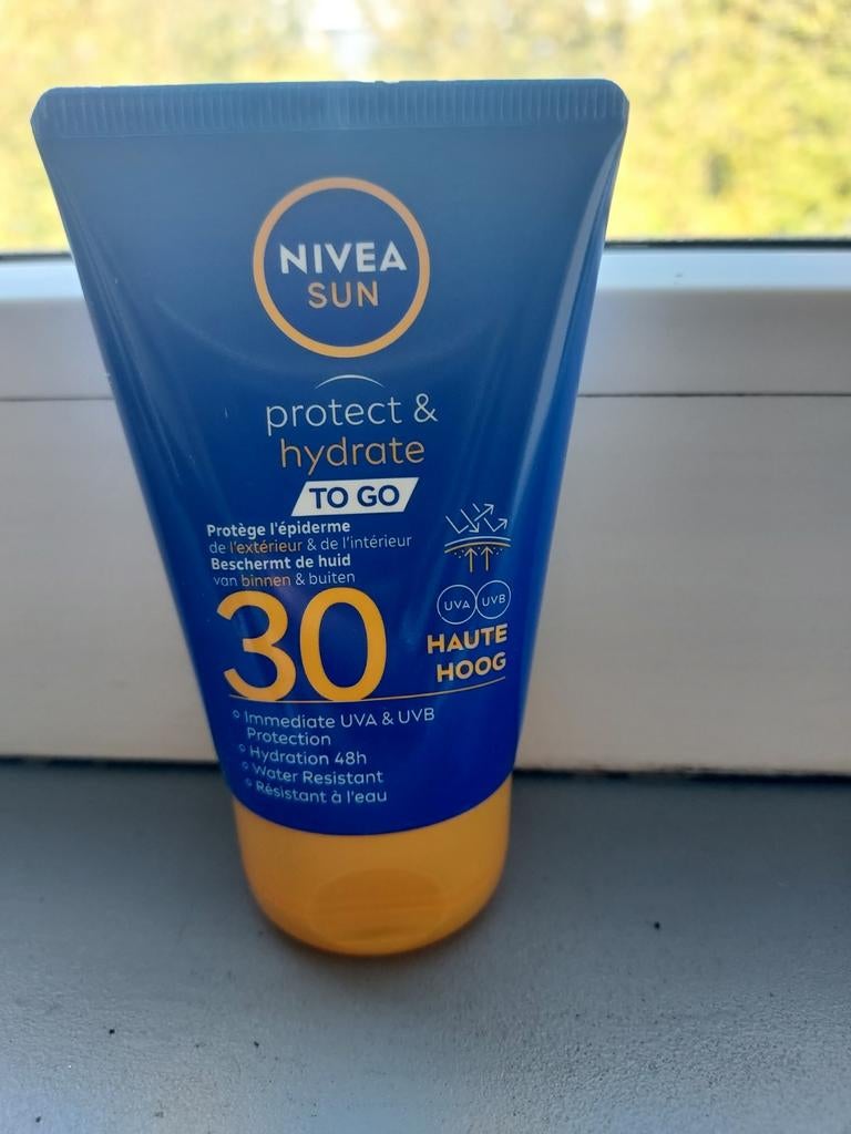 Nivea Sun Protect & Hydrate Zonnebrandcrème SPF 30, Ophalen of Verzenden, Nieuw, Zonnebrand of After Sun