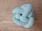 Knoop kussen mint groen, Huis en Inrichting, Woonaccessoires | Kussens, Ophalen of Verzenden, Zo goed als nieuw, Groen, Vierkant