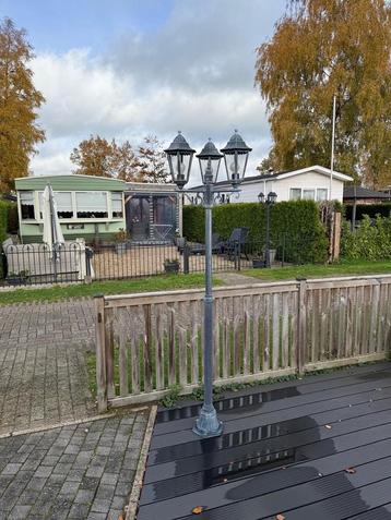 Mooie klassieke buitenlamp beschikbaar voor biedingen