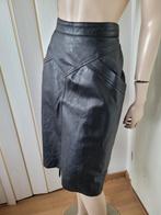 Vintage rok leer zwart maat 40, Kleding | Dames, Rokken, Maat 38/40 (M), Zwart, Ophalen of Verzenden, Zo goed als nieuw