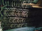 Ongeveer 300 stuks. 1 koop.. zwart, Doe-het-zelf en Verbouw, Dakpannen en Dakbedekking, Ophalen, Gebruikt, Steen of Klei, 15 m² of meer