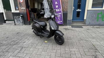 VESPA SPRINT 4T beschikbaar voor biedingen