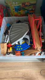 Grote houten treinbaan incl bruggen, treintjes etc, Ophalen of Verzenden, Zo goed als nieuw