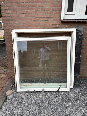 Raamkozijn 135x135 cm - Gevelraam beschikbaar voor biedingen