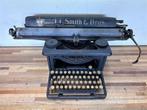 A1424. antieke L.C. Smith & Bros. typemachine