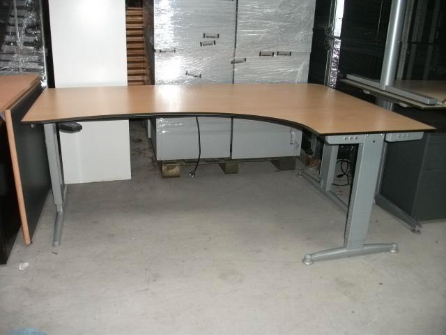 Hoekbureau Aspa, Ahrend , Gispen, Huis en Inrichting, Bureaus, Gebruikt, Bureau, In hoogte verstelbaar, Ophalen