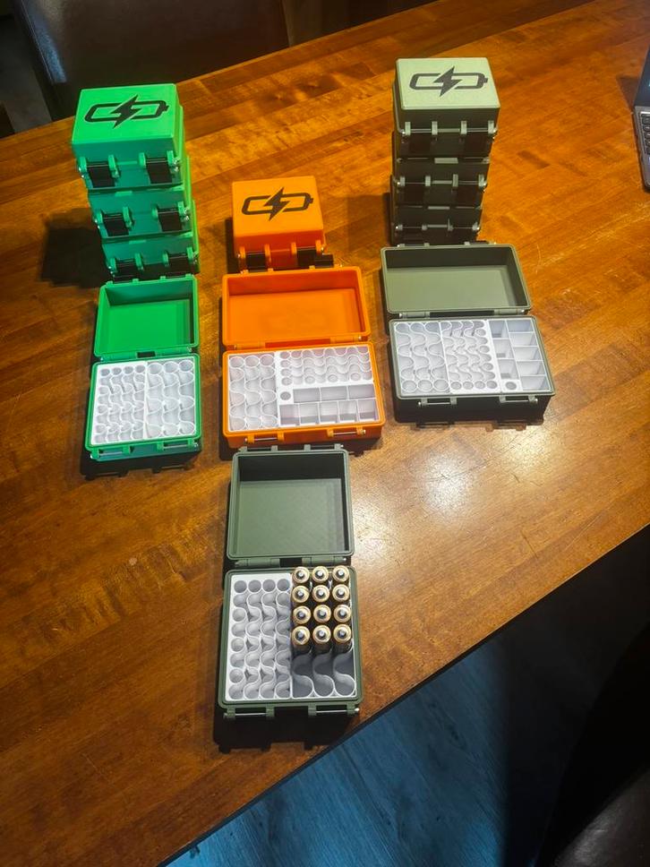 Actie Karper Opbergbox voor batterijen fox korda nash, Watersport en Boten, Hengelsport | Karpervissen, Nieuw, Overige typen, Ophalen of Verzenden