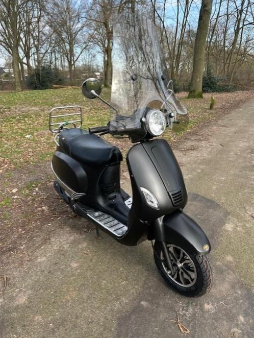 Diverse gebruikte Scooters , in goede en nette staat !!, Fietsen en Brommers, Snorfietsen en Snorscooters, Gebruikt, Overige merken