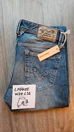 - NIEUWE - Diesel LARKEE W28 L32 * 28x32 - STRAIGHT - #D3351, Diesel, Blauw, Nieuw, W32 (confectie 46) of kleiner
