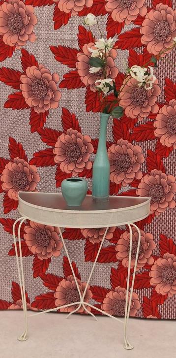 Vintage kaptafeltje van ijzer, 70cm beschikbaar voor biedingen