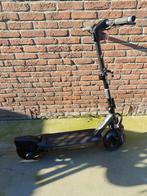 Ninebot MAX G30 - Elektrische Step 2000Watt motor, Fietsen en Brommers, Steps, Ophalen of Verzenden, Zo goed als nieuw, Elektrische step (E-scooter)