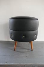 Vintage naaipoef poef zwarte skai, diameter 38 cm, Hout, Minder dan 50 cm, Rond, Minder dan 50 cm